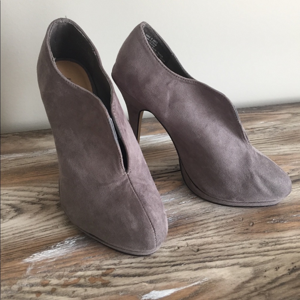 Apt 9 Gray booties. Size 6